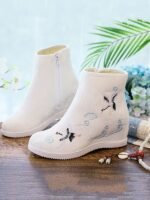 Ancient Chinese Style Hanfu Embroidered Boots Womens - Image 3