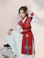 Beautiful Chinese Girl Hanfu Traditional Performance Costume