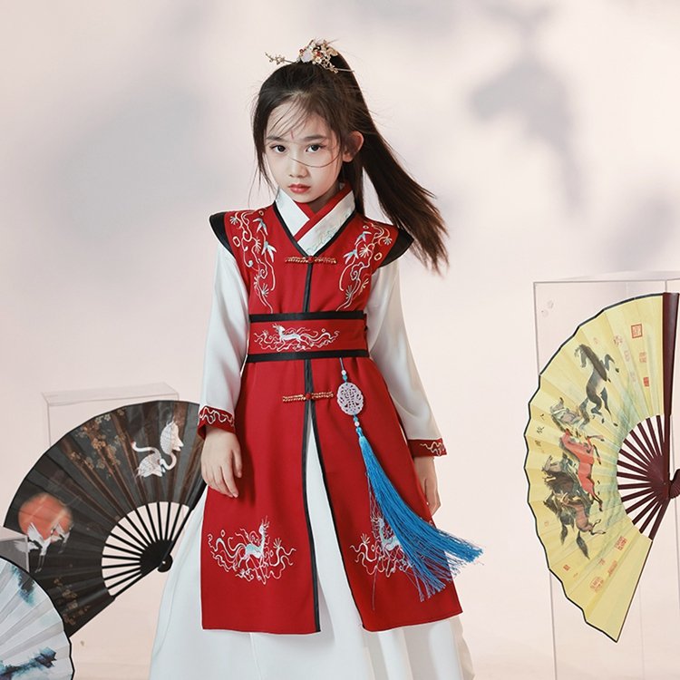 Beautiful Chinese Girl Hanfu Traditional Performance Costume