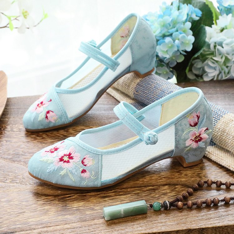 Chinese Embroidered Shoes Mesh Cheongsam Shoes