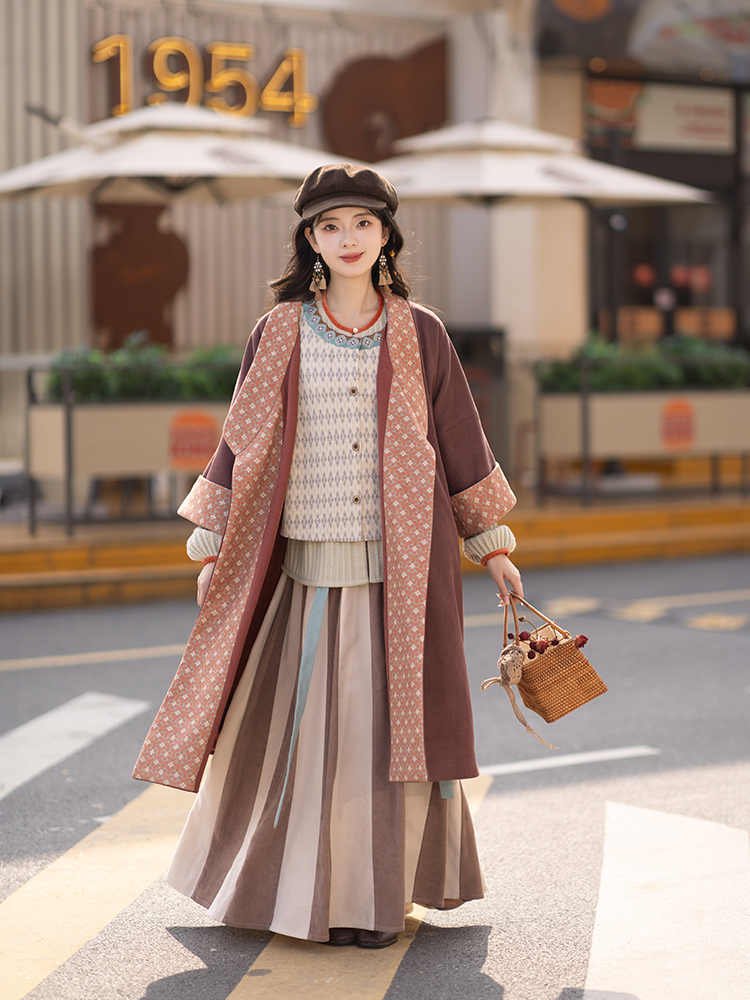 Chinese Hanfu Winter Coats Tang Style Dress