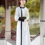 Chinese Outfit For Men Women White Round Neck Robe
