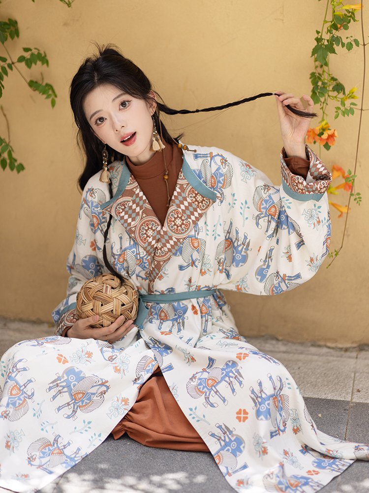 Chinese Robe Female Set with Lantern Pants