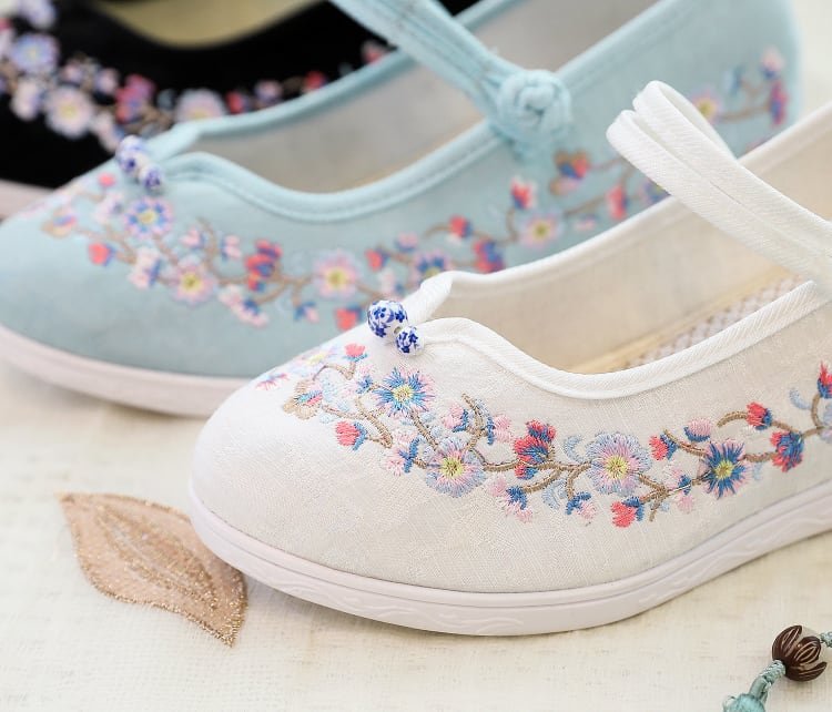 Chinese Shoes Hanfu Qipao Embroidered Dance Shoes