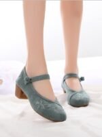 Chinese Shoes Women Embroidered Heel Shoes - Image 4