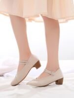 Chinese Shoes Women Embroidered Heel Shoes - Image 3