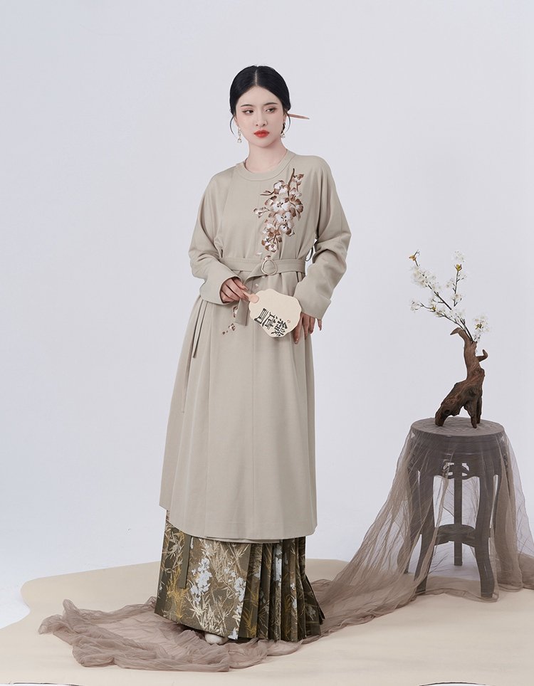 Chinese Style Clothing Embroidered Ming Dynasty Hanfu
