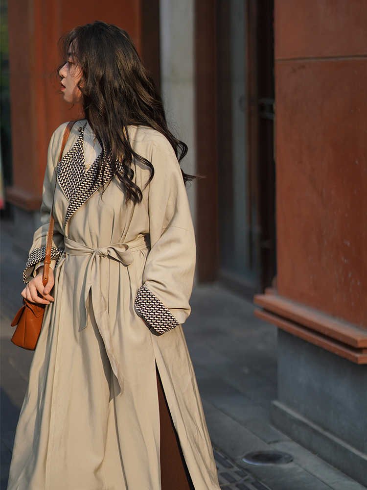 Chinese Style Long Coat Women Round Neck Robe
