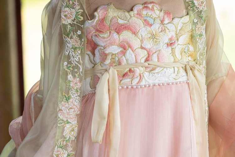 Chinese Traditional Dress For Female Embroidery Hanfu