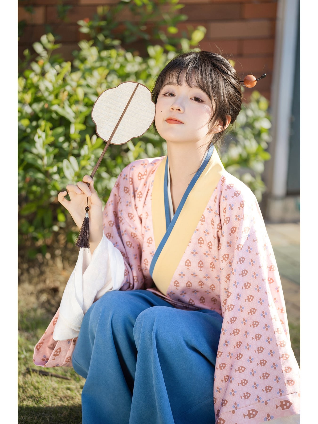 Chinese Traditional Women's Dress Jin Style Hanfu