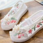Cute Shoes For Girls Embroidered Mesh Shoes Summer