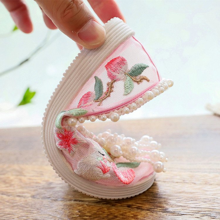 Cute Shoes For Girls Embroidered Mesh Shoes Summer