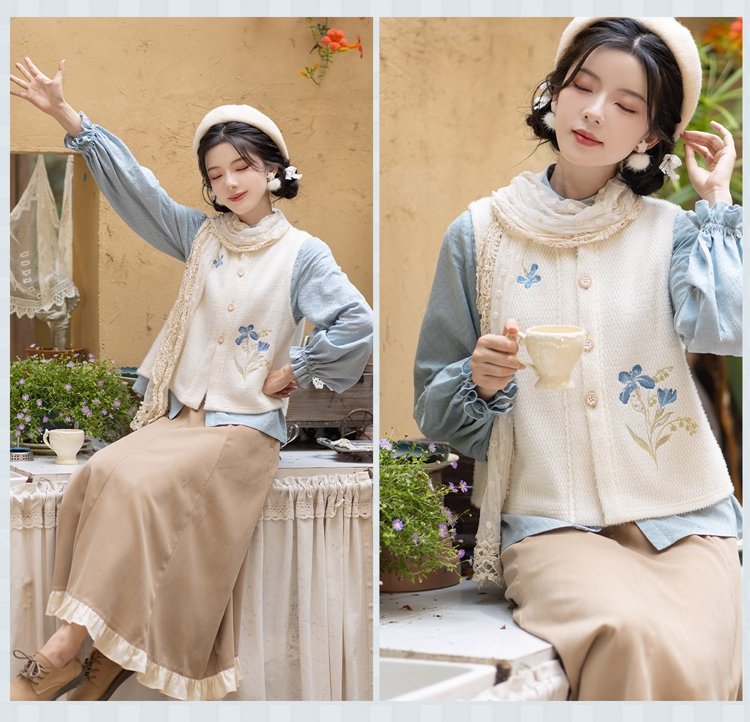 Daily Hanfu Outerwear with Embroidered