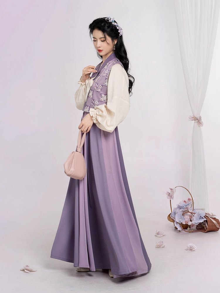 Embroidered Chinese Hanfu Purple Women