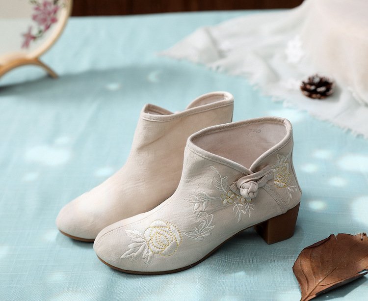 Embroidered Ethnic Style Boots Women