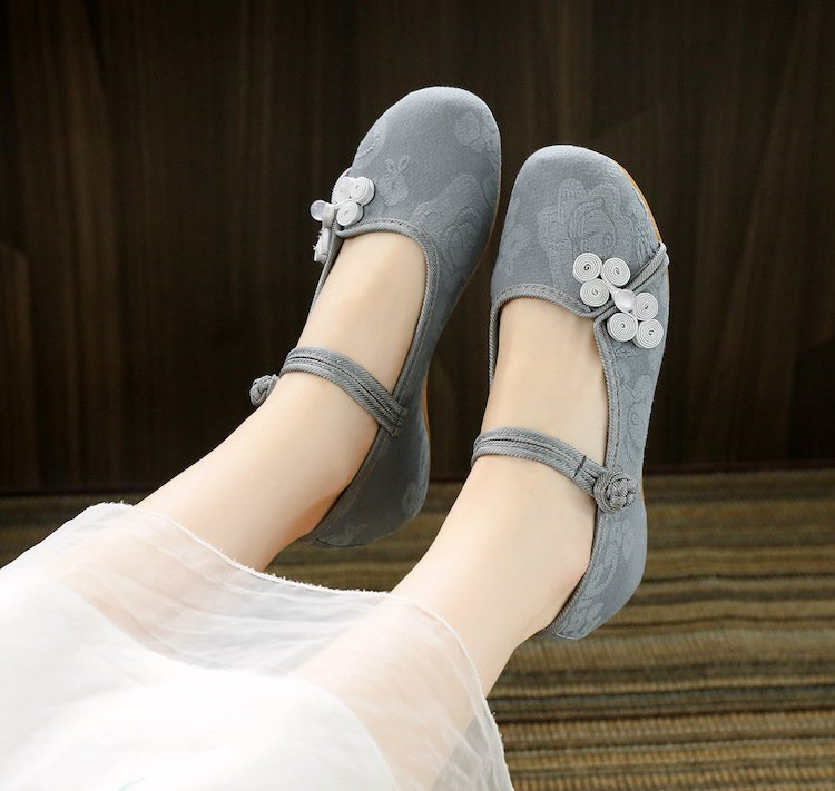 Embroidered Floral Vintage Cloth Shoes