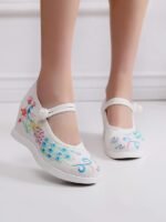 Exquisite Embroidered Wedding Shoes Ancient Style Hanfu Shoes
