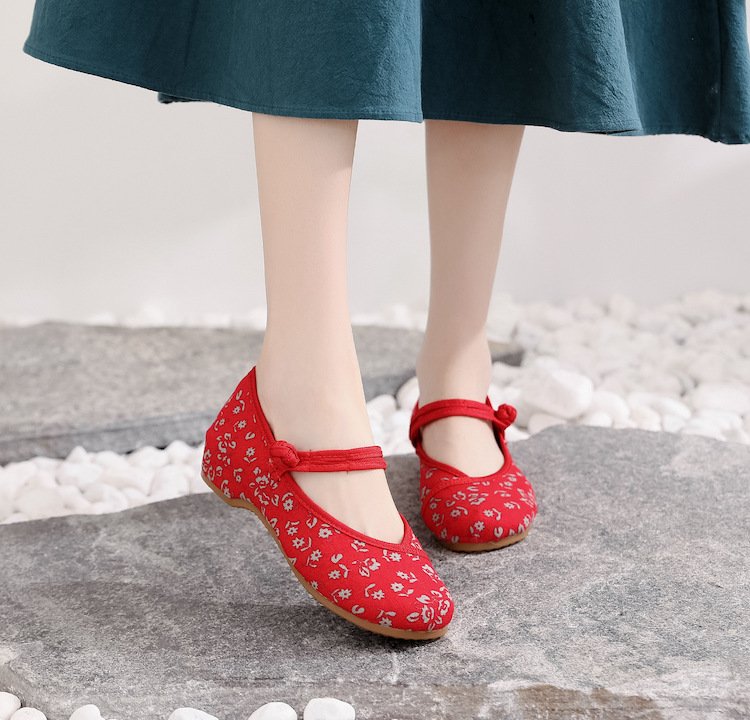 Floral Womens Cloth Shoes Anti-Slip Chinese Shoes
