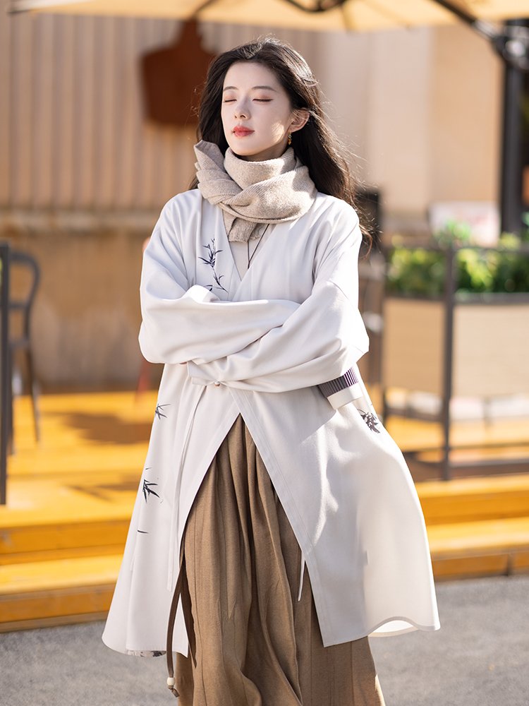 Hanfu For School Embroidery Coat and Pleated Skirt