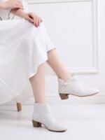 Hanfu Style Boots Floral Ankle Boots - Image 3