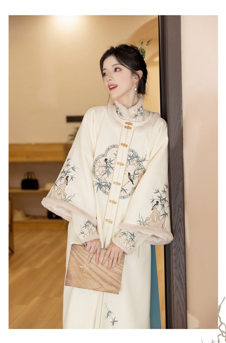 Improved Ming Dynasty Hanfu Womens Dress Coat Winter