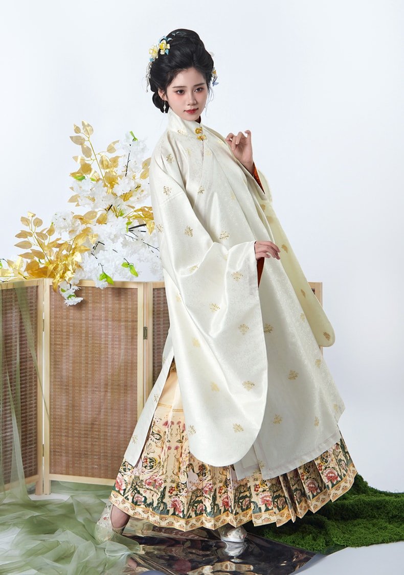 Ming Dynasty Chinese Traditional Clothing Hanfu