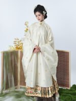 Ming Dynasty Chinese Traditional Clothing Hanfu - Image 3