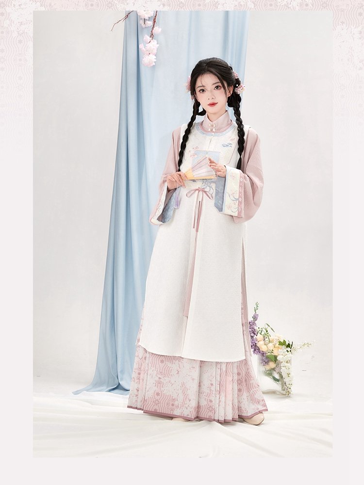 Ming Dynasty Clothing Fashion Hanfu Dress Women