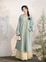 Ming Dynasty Hanfu Woman Chinese Traditional Dress - Image 2