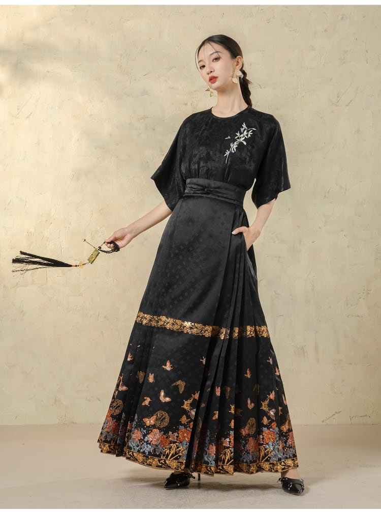 Modern Hanfu Top Women's Embroidered T-shirt