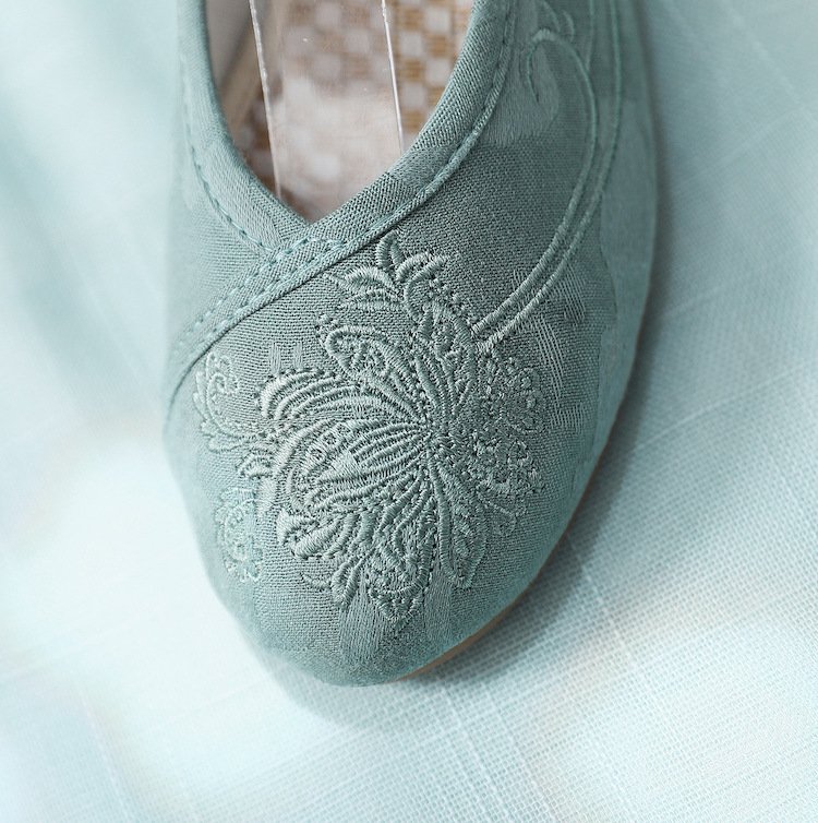 National Style Embroidered Shoes Hanfu Cheongsam Dajly