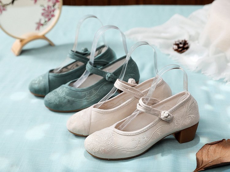 National Style Embroidered Shoes Hanfu Cheongsam Dajly