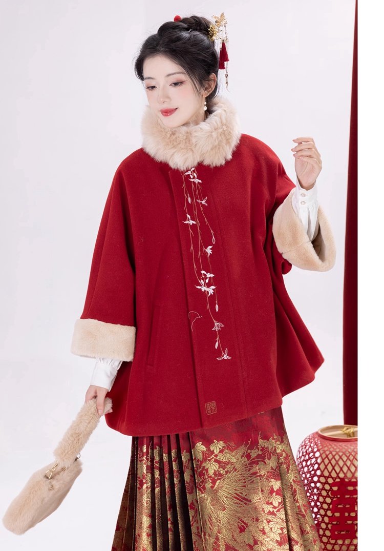 Red Coat Women Plush Hanfu Cloak Winter