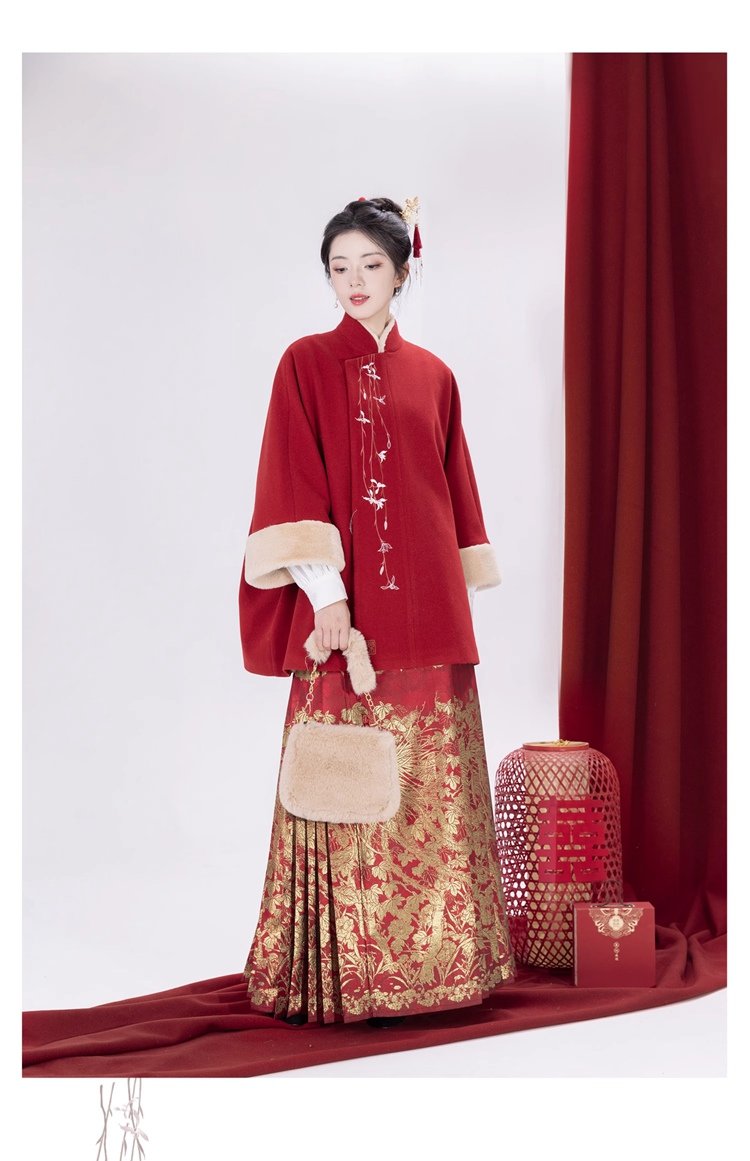 Red Coat Women Plush Hanfu Cloak Winter
