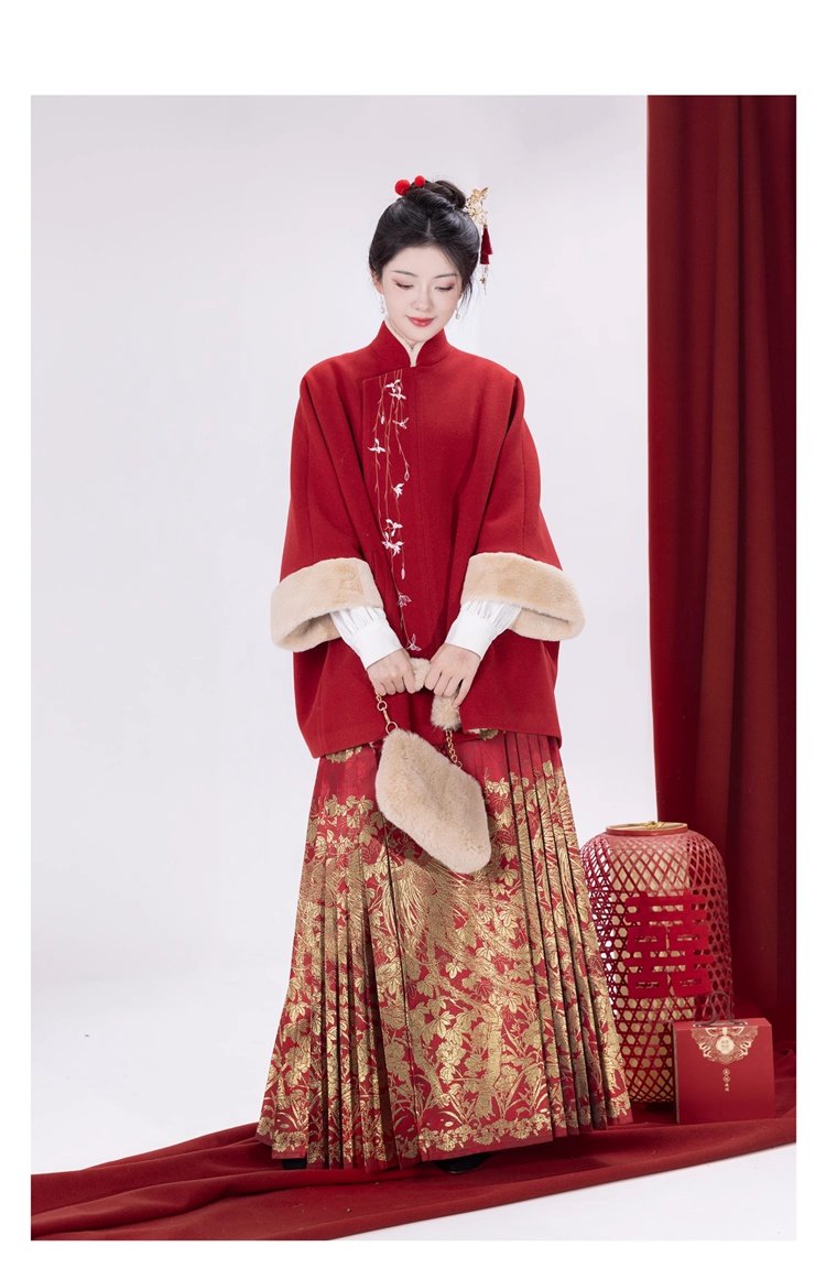 Red Coat Women Plush Hanfu Cloak Winter