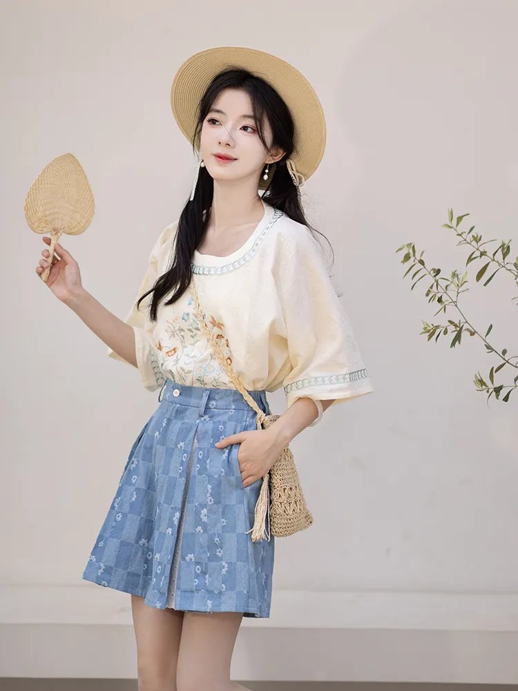Summer Hanfu Embroidered Blouse and Shorts Set