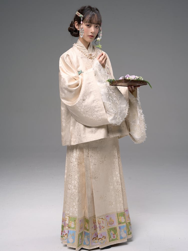 Traditional Dress for Chinese New Year Hanfu Set