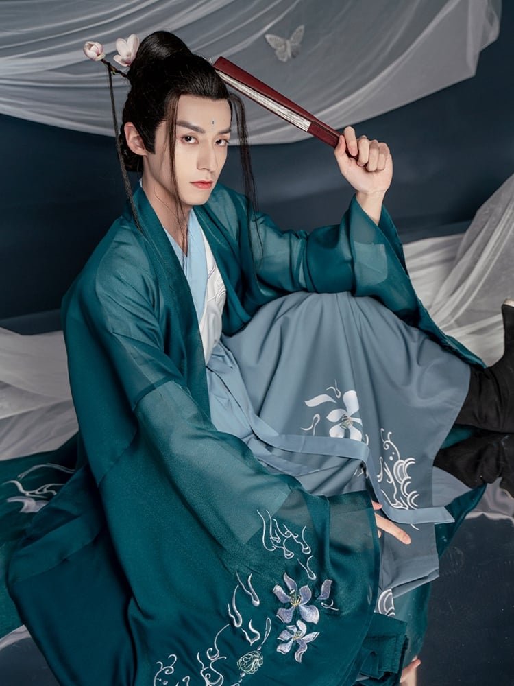 Traditional Hanfu Male Outfit Embroidered Robe