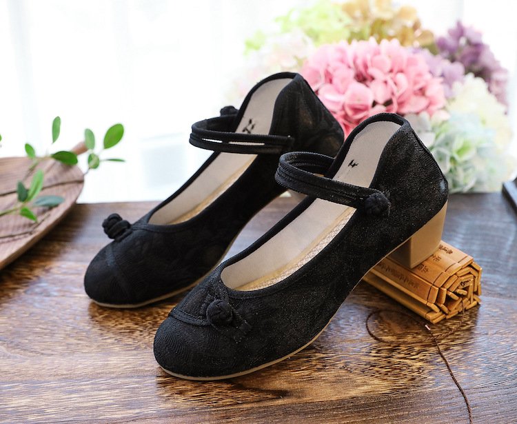 Vintage Chinese Shoes Embroidered Mary Janes