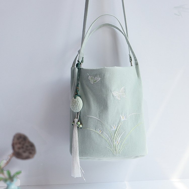 Vintage Canvas Embroidered Handbag