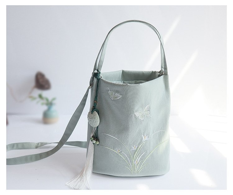 Vintage Canvas Embroidered Handbag