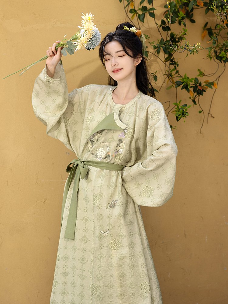 Women Summer WearTang Style Robe and Lantern Pants