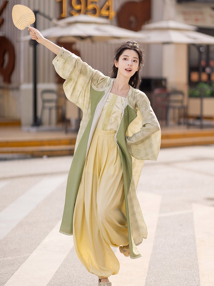 Women Summer WearTang Style Robe and Lantern Pants