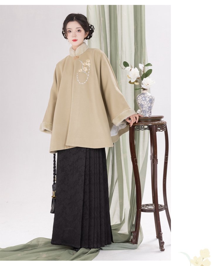 Womens Cape Chinese Woolen Cloak