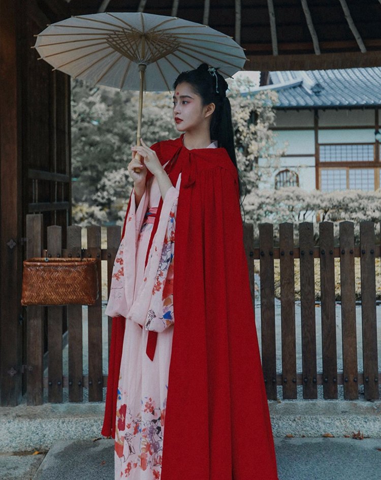 Ancient Style Hooded Cloak