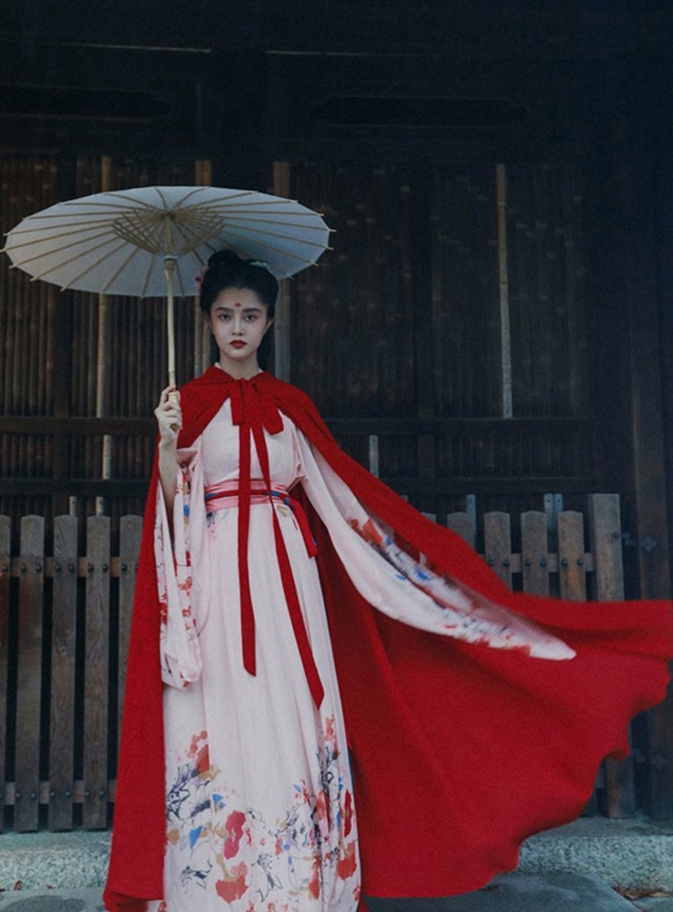 Ancient Style Hooded Cloak