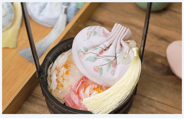 Antique Style Sachet Bags
