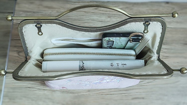 Chinese Embroidered Floral Handbag