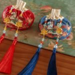 Chinese Embroidered Hanging Pouch with Tassel – Traditional Aesthetic Gift Accessory