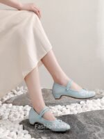 Chinese Embroidered Shoes Women’s Pointed Cheongsam Shoes - Image 2